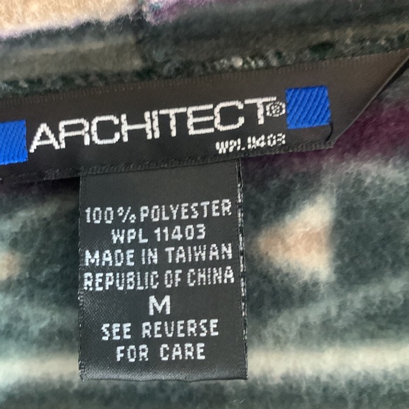 Cozy Aztec polartec hoodie that feels like a blanket! - Picture 3 of 4